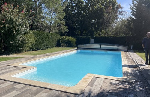 Montpon-Menesterol Cabaña | Casa con piscina climatizada privada cerca de St Emilion