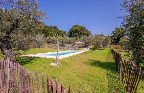 Amelia Casa | Casa con piscina privada / vallada a 5 km de Amelia. Calle tranquila y bonitas vistas