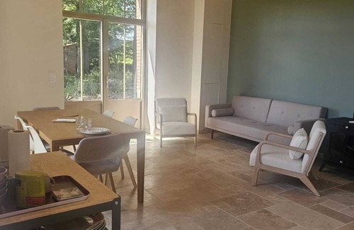 Les Montils Cama Y Desayuno | House with private spa, wood stove and swimming pool: domaine de la Moyendrie