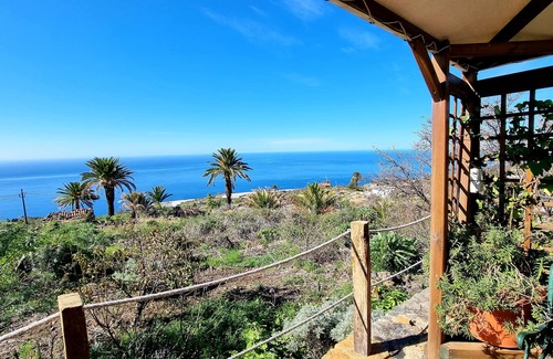 Tijarafe Casa | Casa con piscina privada, vistas al mar y WI-FI en Tijarafe, La Palma