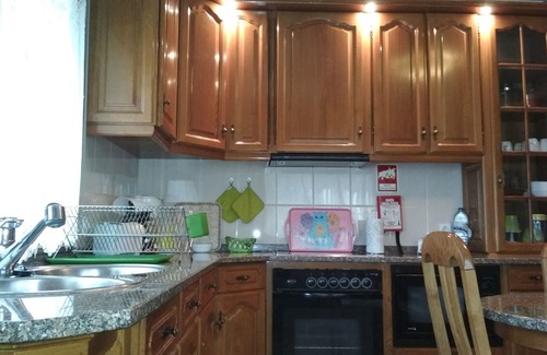 Santa Maria da Feira Casa | Casa con 4 dormitorios con terraza de la piscina barbacoa, a 25 km du Port