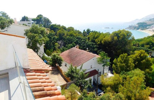 Almadraba-Canyelles Chalet De Esquí | Casa con vistas al mar y montaña en la Almadrava AV-36