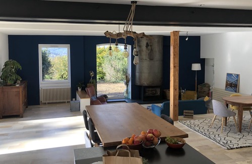 Vienne Casa | House with stunning views in the heart of nature