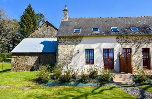Bonnemain Casa | House with stunning views across the meadows