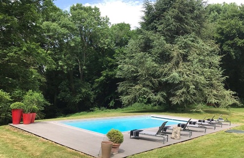 Blangy-le-Chateau Casa | House with swimming pool and tennis court set in 5 hectares, 20 minutes from Deauville