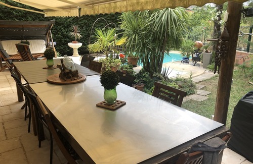 Aix-en-Provence Casa | House with swimming pool, quiet area -