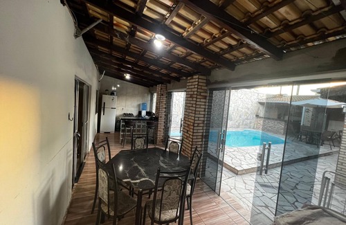 Centro Politico Administrativo Casa | House with swimming pool and barbecue.