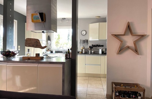 Velaux Casa | House with swimming pool and Clim for 6 people - near Aix en Pce and Marseille.