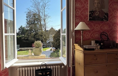 Apremont Casa | House with the Pool near the Polo Club of Chantilly!