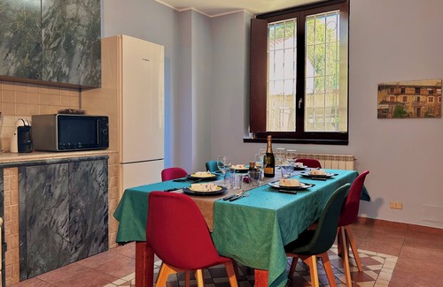 Cassina de' Pecchi Casa | House with whirlpool spa, LED lights and table football Within walking distance of the metro