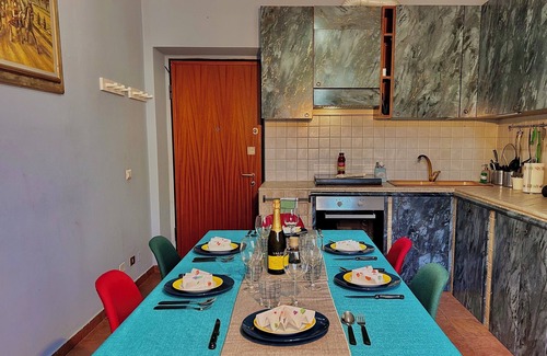 Cassina de' Pecchi Casa | House with whirlpool spa, LED lights and table football Within walking distance of the metro
