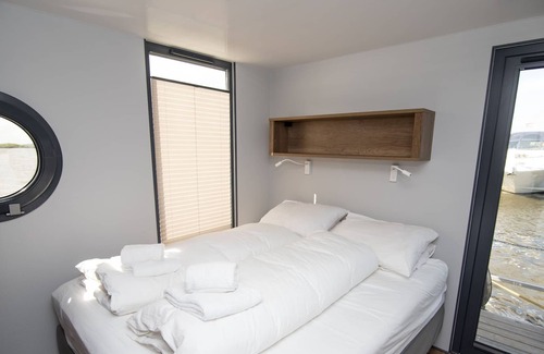 Offingawier Alquiler De Eote | Casa flotante un alojamiento único con una vista despejada