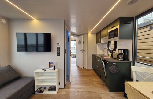 Wendtorf Alquiler De Eote | Houseboat Fjord del Sol with bio sauna and roof terrace in Wendtorf / Kiel Fjord