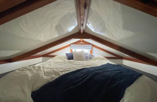 Fox Point Alquiler De Eote | Houseboat in Providence!