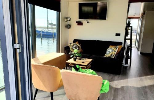 Monnickendam Alquiler De Eote | Houseboat Isola