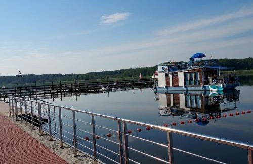 Sława Apartamento | Houseboat Izabela