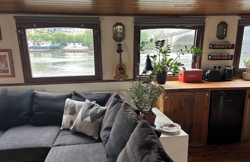 Kew Alquiler De Eote | Houseboat on the Thames in London next to Kew Gardens