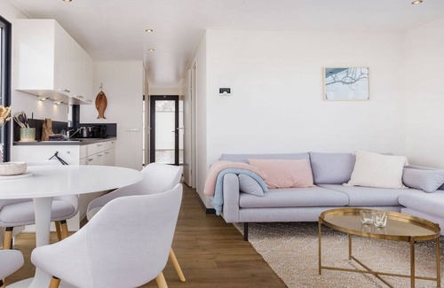Offingawier Alquiler De Eote | Casa flotante Sneekermeer con jardín y vistas