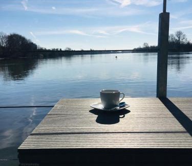Wiesbaden Alquiler De Eote | Houseboat villa.nautica