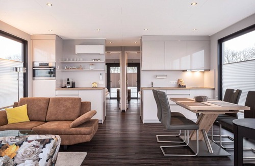 Offingawier Alquiler De Eote | Casa flotante con impresionantes vistas