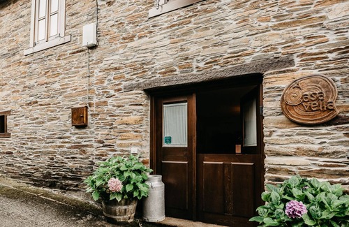 Samos Cabaña | Casa con barbacoa en el Camino de Santiago, en Samos. 6 plazas