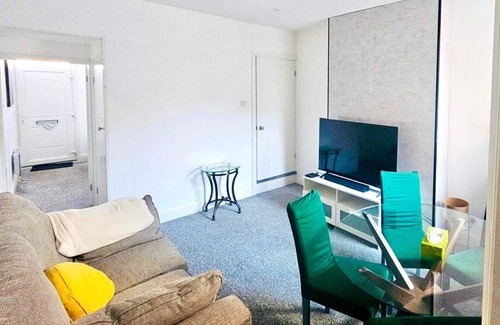Leicester Casa | Housesleeps6-garden-freeparking-wifi-cityretreat