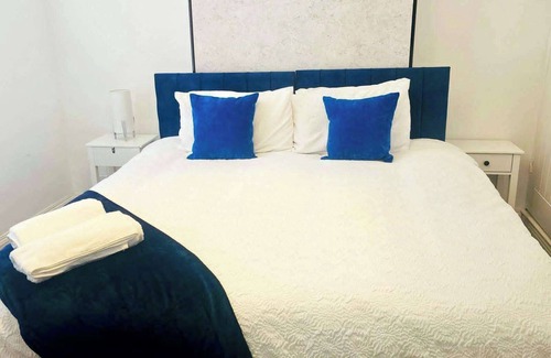 Leicester Casa | Housesleeps6-garden-freeparking-wifi-cityretreat