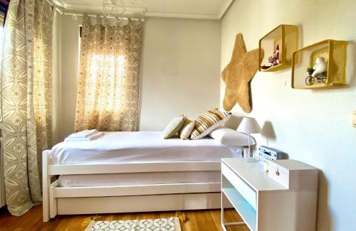 Carbajal de la Legua Casa | Housing León Casa con Jardín