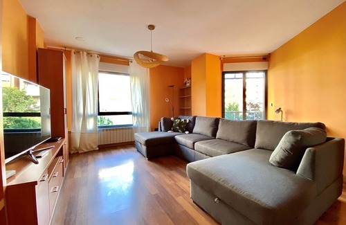Leon Apartamento | - Housingleon-centro con dos plazas de garaje