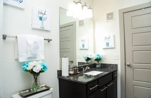 Washington Ave./ Memorial Park Apartamento | Houston Gem Walk to Dine & Shop