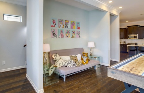 Washington Ave./ Memorial Park Casa | Houston Home w/ Rooftop Patio & Downtown Views!