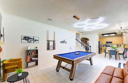 Katy Casa | Houston Huge Pool, miniGolf, Katy Asian Town, King