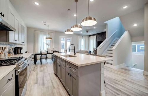 Greater Heights Casa | Houston Luxury Haven – Near Downtown