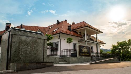 Radovljica Casa | Houston Resort