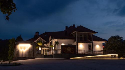 Radovljica Casa | Houston Resort