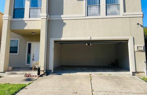Clodine Casa | Houston spacious central Chinatown House 6Bed 3Bath