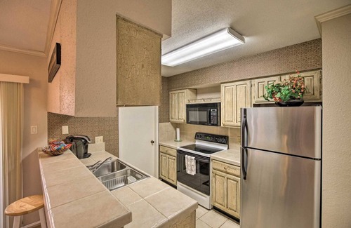 Braeswood Place Condominio | Houston TX -Med Center/NRG - 2Be/2Ba ALL Inclusive Condo Rice U. Downtown
