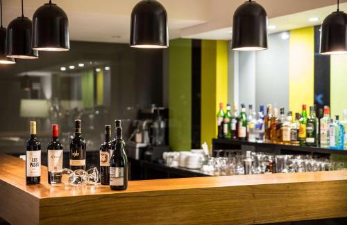 Buenos Aires Central Business District Hotel | Howard Johnson Plaza Buenos Aires