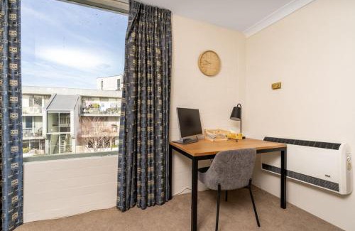 Kingston Apartamento | Howitt Place Apt minutes to Parliamentary Triangle - Hosted by Canstay