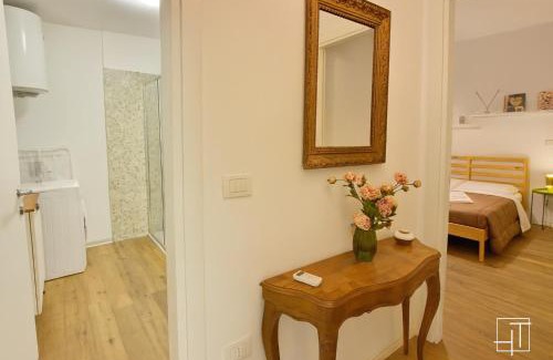 Historic Centre Apartamento | HT - Residenza storica in prato della Valle