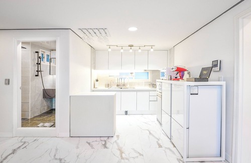 Yongsan-gu Casa | HT Tailored Service Urban Retreat Gym and Garden