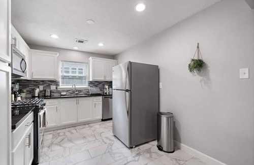 Bellaire Casa | Htown Escape Nr Med Center, Galleria, NRG | Games