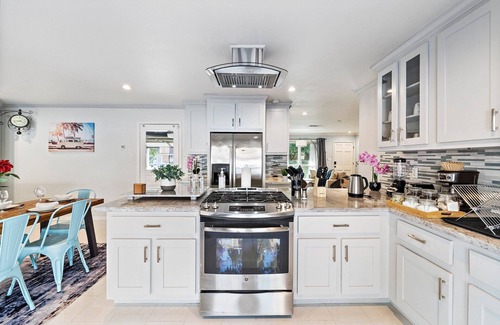 Brookhollow Casa | Htown Pool Nr Heights, Galleria | HotTub | Games