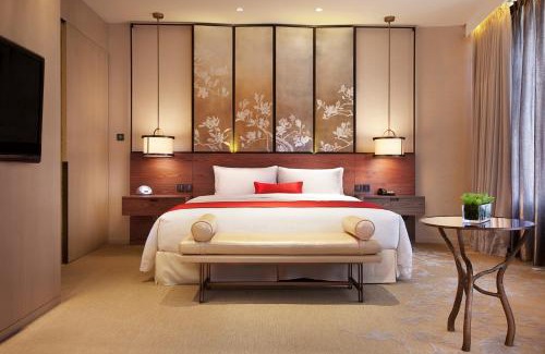 Xuhui Hotel | HUALUXE Shanghai Twelve At Hengshan