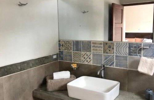 Trujillo Apartamento | HuanchacoStudio KingBed Balcony Tv Wifi