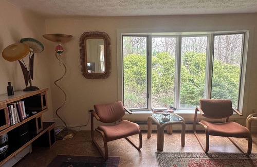 Millerton Cabina | Hudson Valley private 70's-style cabin on five acres, five minutes to town!