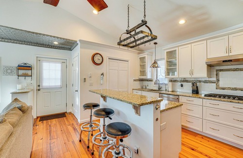 Walton Park Cabaña | Hudson Valley Retreat w/ Pool Near Greenwood Lake