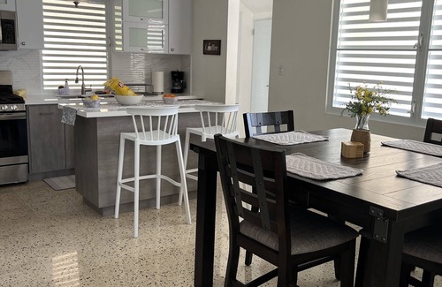 Guardarraya Casa | Huellas - Beautiful Large Modern Pool House steps from Caribbean Sea