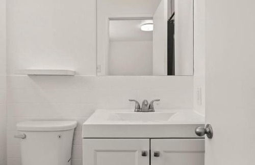 Port Hueneme Casa | Hueneme Beach Village Myrna