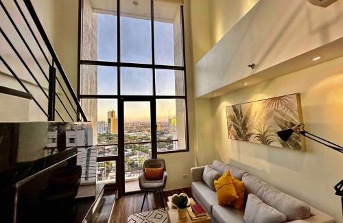 San Lorenzo Apartamento | Huge 100-SQM 3BR Loft near Greenbelt Makati
